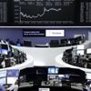 الأسهم الأوروبية تتراجع و«فايننشيال تايمز 100»البريطاني ينتعش بدعم اتفاق تجاري مع اليابان
