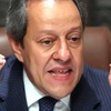 عبد النور يجمع متعلقاته ويودع وزارة السياحة.. ويتمنى التوفيق للوزير الجديد عبد النور يجمع متعلقاته ويودع وزارة السياحة.. ويتمنى التوفيق للوزير الجديد