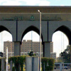 طلاب جامعة الأزهر يقطعون طريقاً رئيسياً احتجاجاً على تسمّم زملائهم