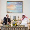 خادم الحرمين الشريفين يستقبل الرئيس المصري
