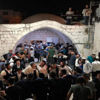 مئات المستوطنين يقتحمون قبر يوسف في نابلس بحماية الاحتلال الإسرائيلي