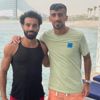 ماجد حسن والكمالي يلتقيان محمد صلاح في دبي