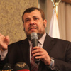 مستشار سابق لمرسي باكيًا: ليسامحك الله سيدي الرئيس