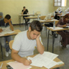 تلاميذ يعودون إلى منازلهم وآخرون يجتازون الاختبار تحت حراسة أعوان الأمن