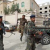 مهاجمون يطلقون قذائف صاروخية على سجن في العاصمة اليمنية