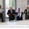 عدد من الامراء وكبار المسؤولين يزورون ضريح الملك طلال عدد من الامراء وكبار المسؤولين يزورون ضريح الملك طلال