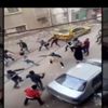 مشاجرة بالأسلحة البيضاء والشوم بين أهالي في طنطا (فيديو) مشاجرة بالأسلحة البيضاء والشوم بين أهالي في طنطا (فيديو)