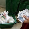 أسعار اليورو الساعة 1200 بتوقيت جرينتش