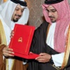 ولي العهد يرحب بزوار مجلسه الأسبوعي