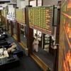 إرتفاع قياسى فى مؤشر بورصة دبى إرتفاع قياسى فى مؤشر بورصة دبى