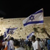 فلسطينيون: إسرائيل تحول القدس الى ثكنة عسكرية لحماية مسيرة للمستوطنين فلسطينيون: إسرائيل تحول القدس الى ثكنة عسكرية لحماية مسيرة للمستوطنين