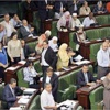 تبادل الاتهامات والشتائم أثناء مناقشة المجلس التأسيسي التونسي للدستور الجديد تبادل الاتهامات والشتائم أثناء مناقشة المجلس التأسيسي التونسي للدستور الجديد