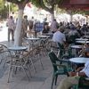 علقوا إضراب الجمعة.. مهنيو المقاهي يراهنون على تعويض لجنة اليقظة علقوا إضراب الجمعة.. مهنيو المقاهي يراهنون على تعويض لجنة اليقظة