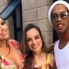 رونالدينيو يستعد للزواج من فتاتين في نفس الوقت! رونالدينيو يستعد للزواج من فتاتين في نفس الوقت!
