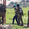 الاحتلال يعتقل 13 فلسطينيا بالضفة ويستهدف صيادي غزة