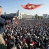 المعارضة تلغي الانتخابات وتستولي على السلطة في قرغيزستان
