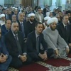 ظهور الرئيس السوري على التلفزيون خلال صلاة العيد بعد أنباء عن أصابة موكبه
