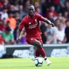 ليفربول يدين العنصرية ضد لاعب نعته الجمهور بالقرد ليفربول يدين العنصرية ضد لاعب نعته الجمهور بالقرد