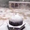 فيديو- الثلوج تتساقط على المسجد الاقصى