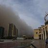 عاصفة رملية تجتاح جنوب منطقة شينجيانغ (خاص)