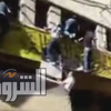 بالفيديو.. المتظاهرون يحرقون مقار «الحرية والعدالة» في ثلاث محافظات