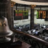 تباين مؤشرات البورصة خلال بداية تعاملات الإثنين.. والأسهم تخسر 500 مليون جنيه