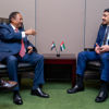 عبدالله بن زايد ورئيس وزراء السودان يبحثان تعزيز العلاقات الثنائية