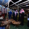 الوزير المليفي والسفير الكويتي لدى الرياض يفتتحان الجناح الكويتي بالجنادرية