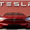 تيسلا تحقق للمرة الأولى إيرادات ربعية تفوق مليار دولار