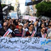 وقفه أمام مقر «الإخوان» بدمياط احتجاجًا على الدعوة لـ«استفتاء الدستور»