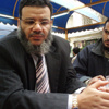 نائب يطالب برفع صورة سرور من مجلس الشعب