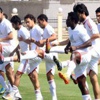 بهجت يؤازر لاعبى الزمالك فى المران بهجت يؤازر لاعبى الزمالك فى المران