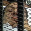 محكمة مصرية تقضي بالسجن المؤبد على مبارك ووزير داخليتهمحدث