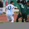 ميسي يتشاجر ويطلق ألفاظا نابية في مباراة الأرجنتين (فيديو) ميسي يتشاجر ويطلق ألفاظا نابية في مباراة الأرجنتين (فيديو)