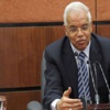 محافظ القاهرة يشهد غلق مقهي بالسيدة زينب ويطالب برفع الاشغالات