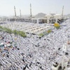 الحجاج أدوا صلاة عيد الأضحى في المسجد الحرام والملايين رموا الجمرة الكبرى في منى