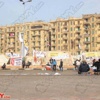 منسق استقلال الأزهر يؤم المتظاهرين بالتحرير.. وصور ''أبو ضيف'' تملأ الميدان