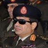 جدل حول ترشح السيسي للرئاسة واحتفاظه بمنصبه