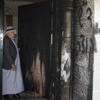 مستوطنون يضرمون النار في مسجد بالضفة الغربية والسلطة الفلسطينية تحذر من حرب دينية