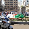 الرئيس الجزائري الاسبق الشاذلي بن جديد يوارى الثرى في جنازة رسمية
