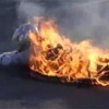 فيديو / مغامر ألماني يشعل النار في نفسه!