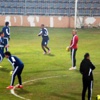 صورة - جمعة يتدرب مع مدافعين الأهلي