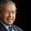 مهاتير محمد يقول إنه مستعد لتولي رئاسة الوزراء مجددا في ماليزيا