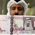 تجار سعوديون يرفضون التعامل بعملات دول الربيع العربي.