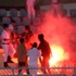 صور في الجول - 3 مشجعين يقتحمون مباراة الأهلي وبتروجيت ويشعلون الشماريخ