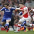 آرسنال يصطدم بتشيلسي في قمة مثيرة بالدوري الإنجليزي