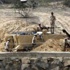 الجيش المصري يمد أنابيب مياه عملاقة على طول الحدود مع غزة لتدمير الأنفاق