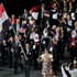 بالفيديو .. مصباح يحمل العلم المصري في الافتتاح