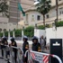 العاهل السعودي يامر باعادة فتح السفارة السعودية في القاهرة.