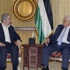 عباس ومشعل يتفقان على آلية التفاوض .. والاحتلال يعترف بمقتل 25 جنديا خلال يومين
